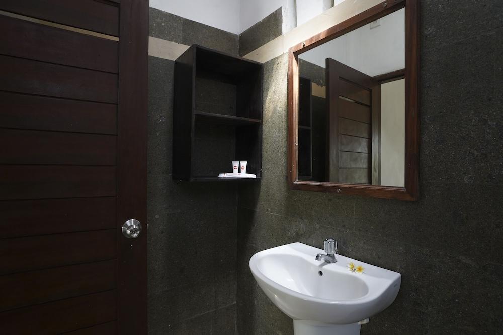 Hotel Oyo 1840 Kubu