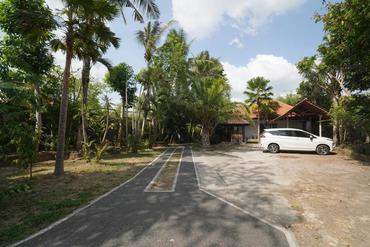 Oyo 1840 Kubu Ubud